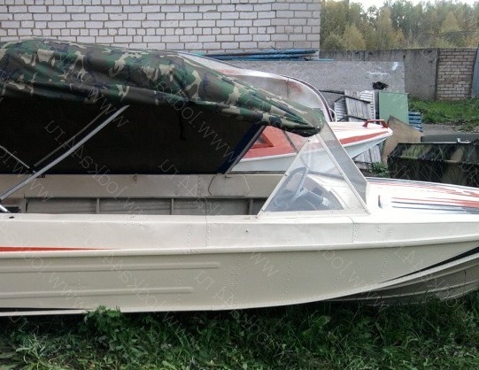 ветровое стекло Казанка-5 на заводскую рамку от магазина Лодка Плюс